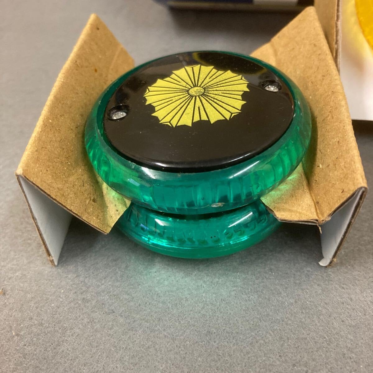 Amazon | レトロ スケバン刑事 ヨーヨー 1箱12個入 紐式 当時物 パチ